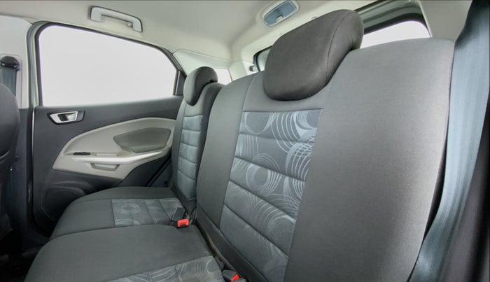 2014 Ford Ecosport 1.5 TREND TI VCT, Petrol, Manual, 79,175 km, Right Side Rear Door Cabin