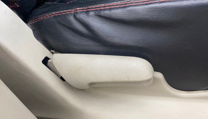 2019 Maruti Celerio VXI (O), Petrol, Manual, 67,299 km, Driver Side Adjustment Panel