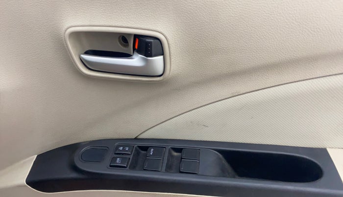 2019 Maruti Celerio VXI (O), Petrol, Manual, 67,299 km, Driver Side Door Panels Control