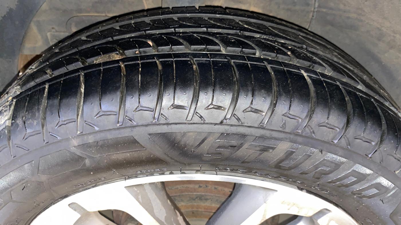 2015 Hyundai i20 Active 1.4 SX, Diesel, Manual, 30,544 km, Right Rear Tyre Tread
