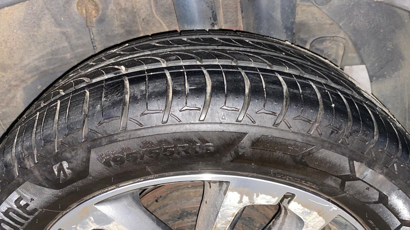 2015 Hyundai i20 Active 1.4 SX, Diesel, Manual, 30,544 km, Left Rear Tyre Tread