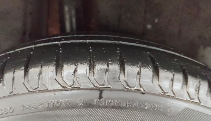 2017 Maruti Dzire ZXI PLUS AMT, Petrol, Automatic, 26,211 km, Right Rear Tyre Tread