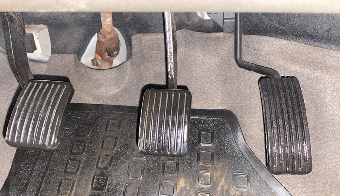 2013 Hyundai i10 ERA 1.1, Petrol, Manual, 17,646 km, Pedals