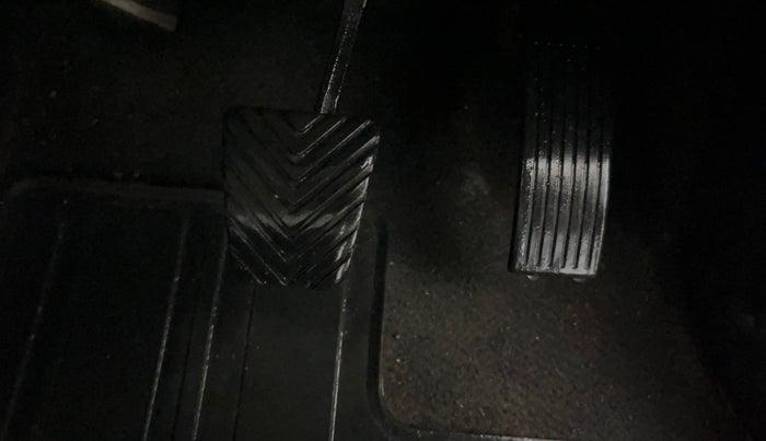 2021 KIA SONET HTX 1.0 IMT, Petrol, Manual, 27,014 km, Pedals