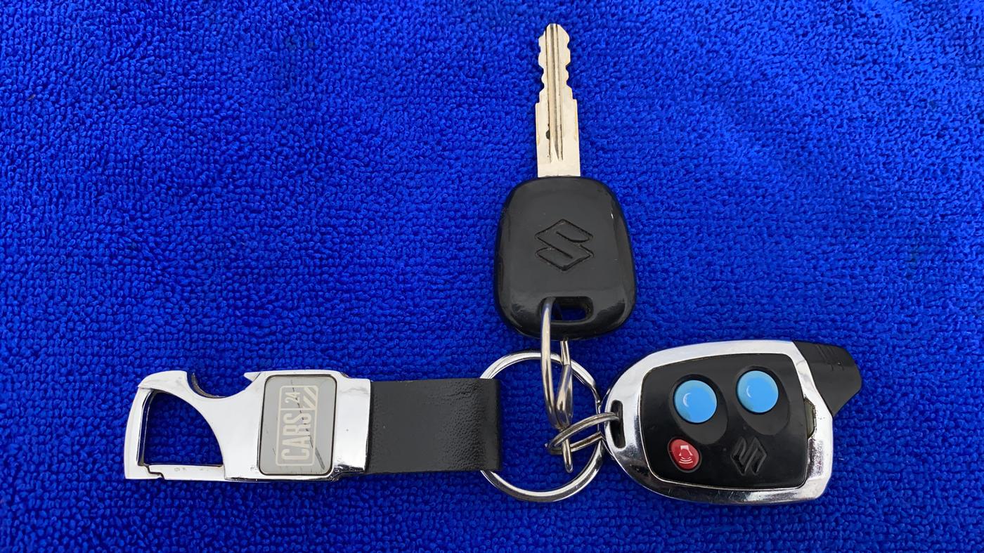 2012 Maruti Alto K10 VXI, Petrol, Manual, 45,083 km, Key Close Up