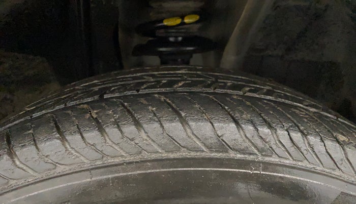 2022 Nissan MAGNITE XV PREMIUM DUAL TONE, Petrol, Manual, 59,286 km, Right Front Tyre Tread