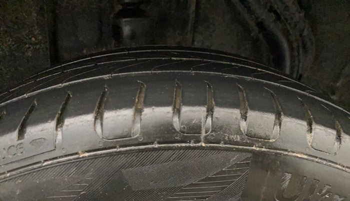 2022 Nissan MAGNITE XV PREMIUM DUAL TONE, Petrol, Manual, 59,286 km, Right Rear Tyre Tread