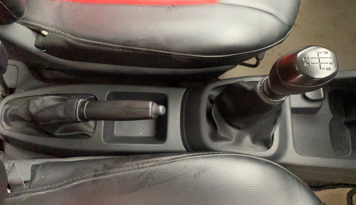 2016 Renault Kwid RXT 1.0, Petrol, Manual, 33,027 km, Gear Lever