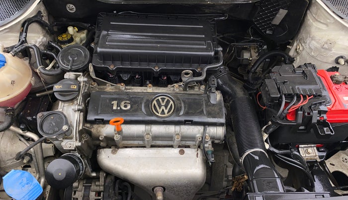 2013 Volkswagen Vento HIGHLINE 1.6 MPI, Petrol, Manual, 69,541 km, Engine View