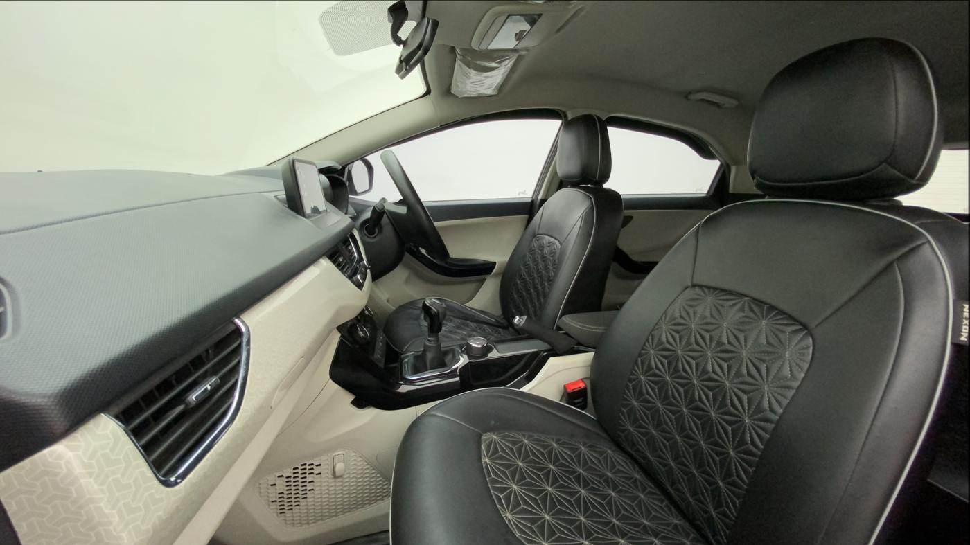 2020 Tata NEXON XZ PLUS PETROL, Petrol, Manual, 54,524 km, Right Side Front Door Cabin