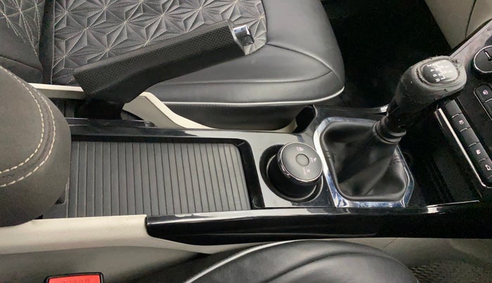 2020 Tata NEXON XZ PLUS PETROL, Petrol, Manual, 54,524 km, Gear Lever