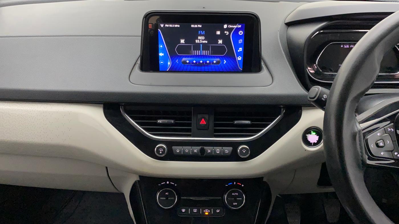 2020 Tata NEXON XZ PLUS PETROL, Petrol, Manual, 54,524 km, Air Conditioner
