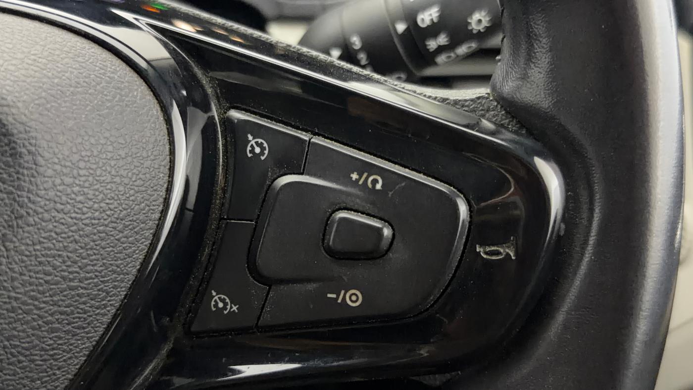 2020 Tata NEXON XZ PLUS (O) PETROL, Petrol, Manual, 49,498 km, Adaptive Cruise Control