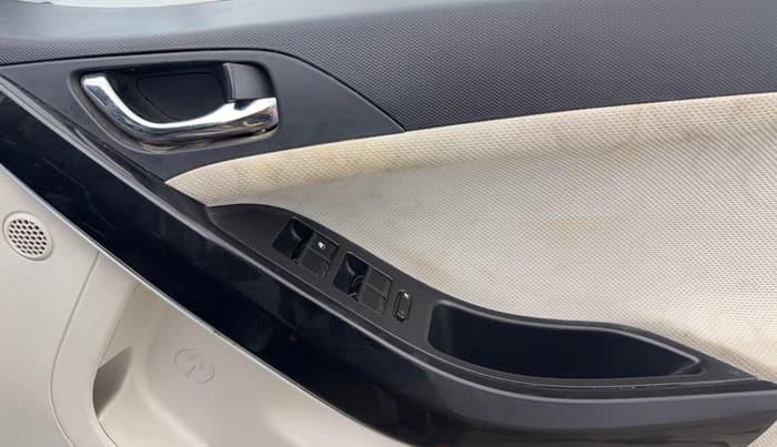 2020 Tata NEXON XZ PLUS (O) PETROL, Petrol, Manual, 49,498 km, Driver Side Door Panels Control