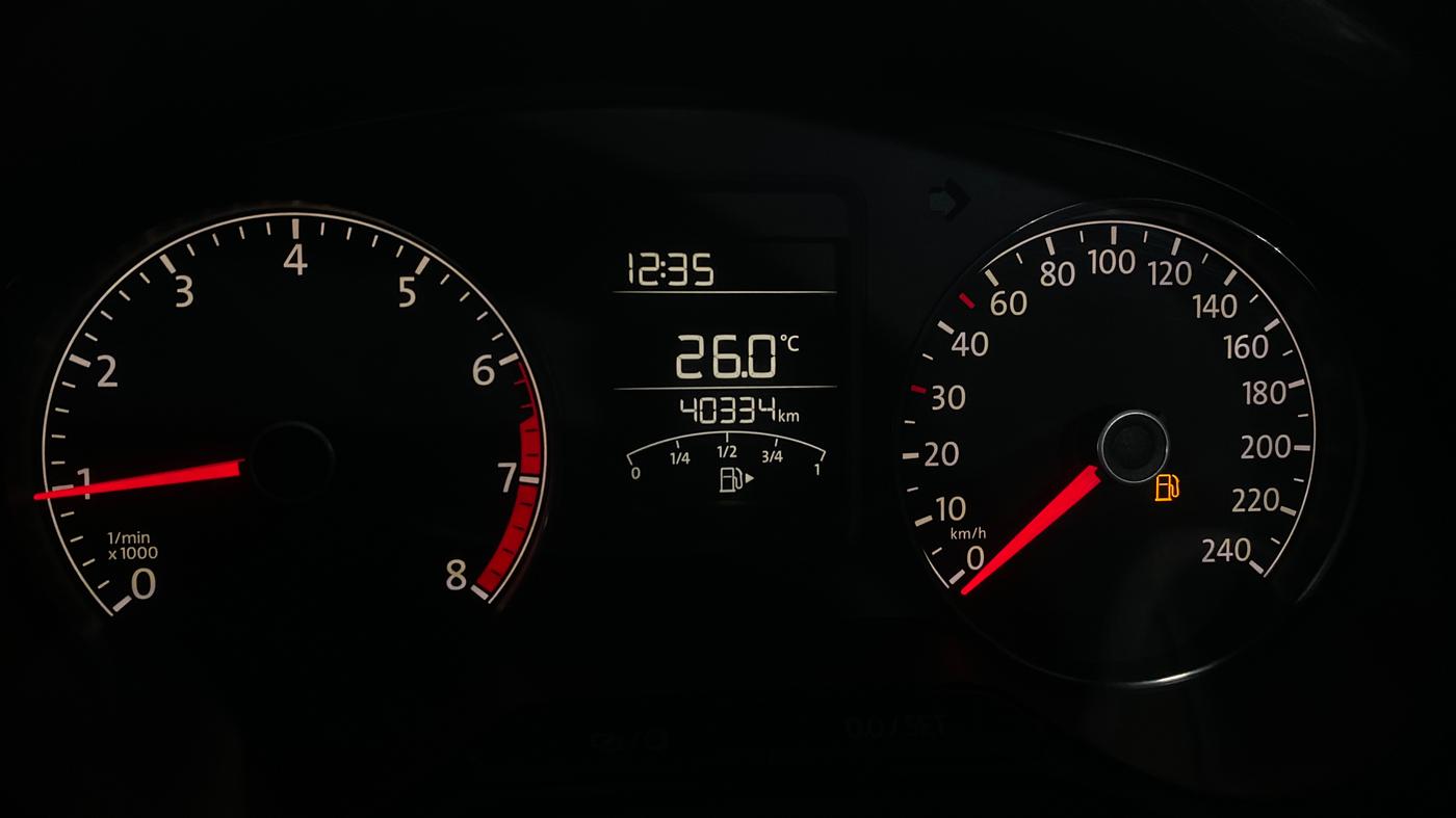 2018 Volkswagen Polo TRENDLINE 1.0L, Petrol, Manual, 40,331 km, Odometer Image