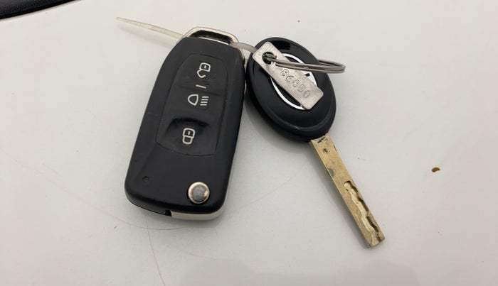 2019 Tata Tiago XZA PETROL, Petrol, Automatic, 98,789 km, Key Close Up