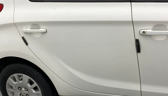 2012 Hyundai i20 MAGNA (O) 1.2, Petrol, Manual, 70,470 km, Right rear door - Minor scratches