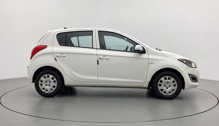 2012 Hyundai i20 MAGNA (O) 1.2, Petrol, Manual, 70,470 km, Right Side View