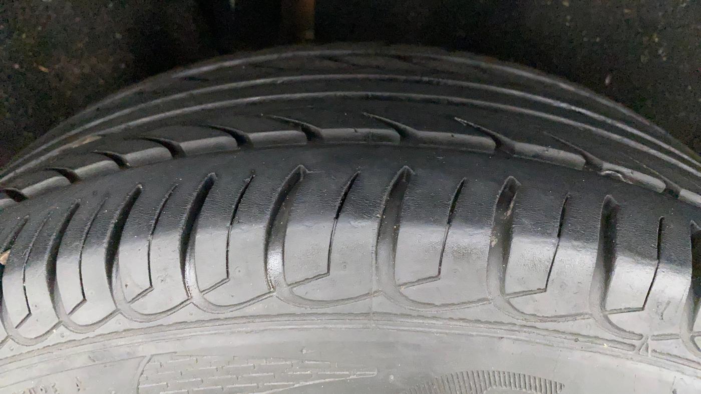 2018 Ford Ecosport 1.5 TREND TI VCT, CNG, Manual, 75,917 km, Right Rear Tyre Tread