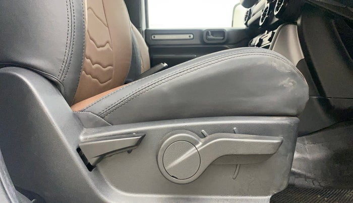 2023 Mahindra Thar LX PETROL HT 4WD AT, Petrol, Automatic, 27,242 km, Driver Side Adjustment Panel