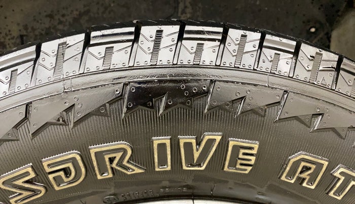 2023 Mahindra Thar LX PETROL HT 4WD AT, Petrol, Automatic, 27,242 km, Left Rear Tyre Tread