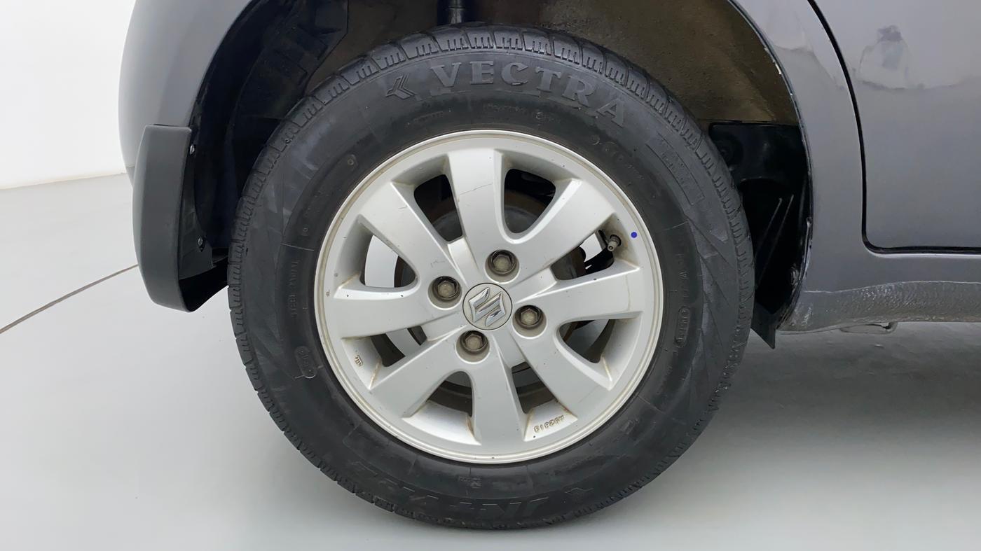2014 Maruti Ritz ZXI ABS, Petrol, Manual, 69,582 km, Right Rear Wheel