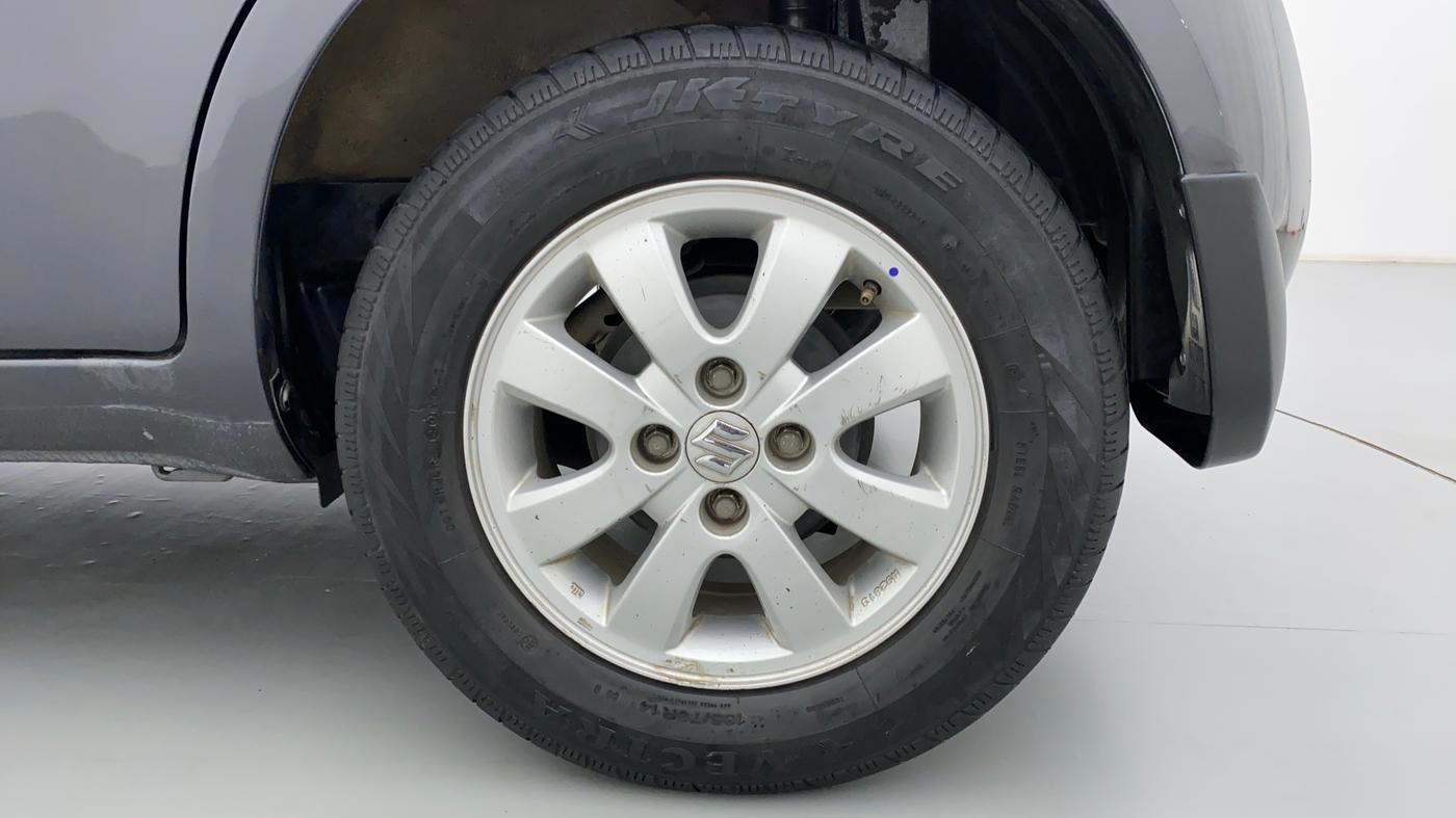 2014 Maruti Ritz ZXI ABS, Petrol, Manual, 69,582 km, Left Rear Wheel