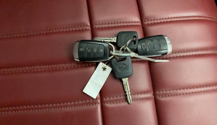 2021 Nissan MAGNITE XE, Petrol, Manual, 32,570 km, Key Close Up