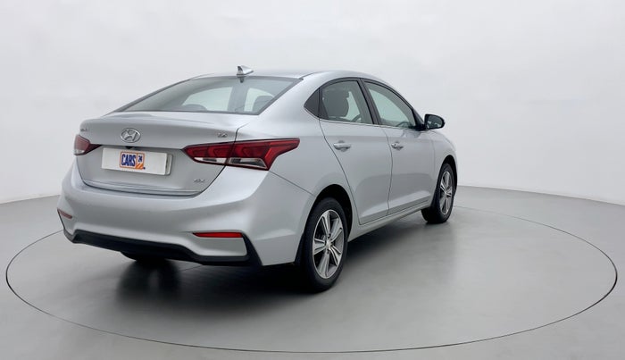2017 Hyundai Verna 1.6 VTVT SX, Petrol, Manual, 32,015 km, Right Back Diagonal
