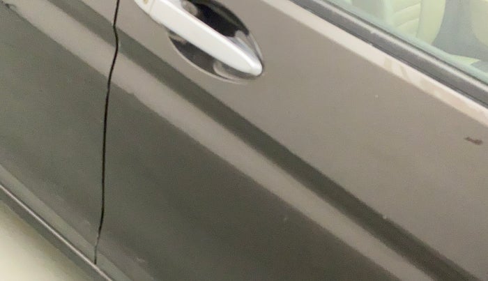 2016 Honda City 1.5L I-VTEC V MT, Petrol, Manual, 71,778 km, Driver-side door - Minor scratches