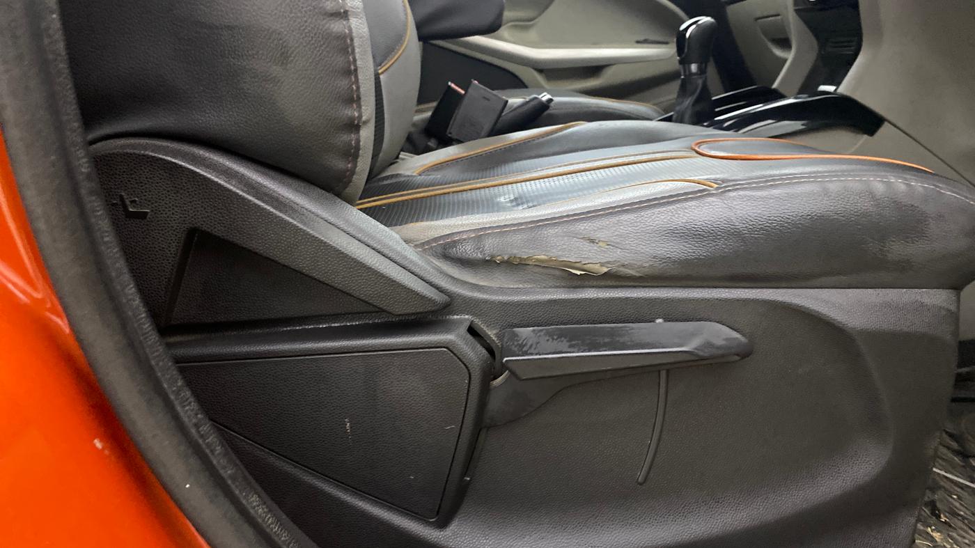 2014 Ford Ecosport TITANIUM 1.5L PETROL, Petrol, Manual, 34,883 km, Driver Side Adjustment Panel