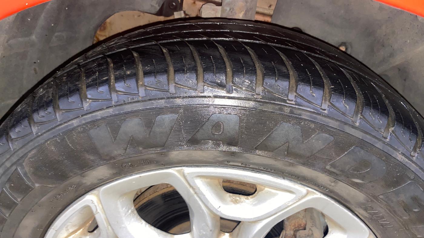 2014 Ford Ecosport TITANIUM 1.5L PETROL, Petrol, Manual, 34,883 km, Right Front Tyre Tread