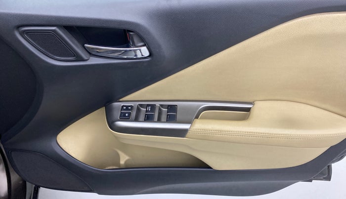 2016 Honda City VX CVT PETROL, Petrol, Automatic, 80,797 km, Driver Side Door Panels Control
