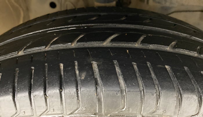 2016 Honda City VX CVT PETROL, Petrol, Automatic, 80,797 km, Right Front Tyre Tread