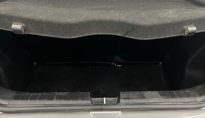 2020 Maruti Baleno DELTA PETROL 1.2, Petrol, Manual, 27,478 km, Boot Inside