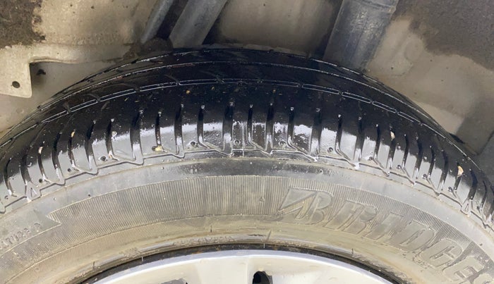 2016 Honda Jazz 1.2L I-VTEC E, Petrol, Manual, 75,189 km, Left Rear Tyre Tread