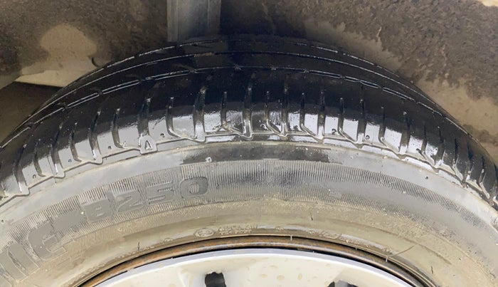 2016 Honda Jazz 1.2L I-VTEC E, Petrol, Manual, 75,189 km, Right Rear Tyre Tread