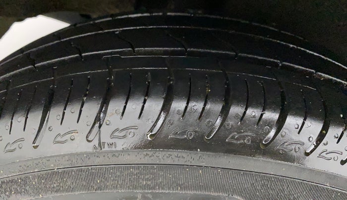 2019 Maruti Baleno DELTA PETROL 1.2, Petrol, Manual, 91,121 km, Right Rear Tyre Tread