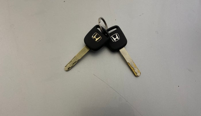 2014 Honda Amaze 1.2L I-VTEC EX, Petrol, Manual, 70,985 km, Key Close Up
