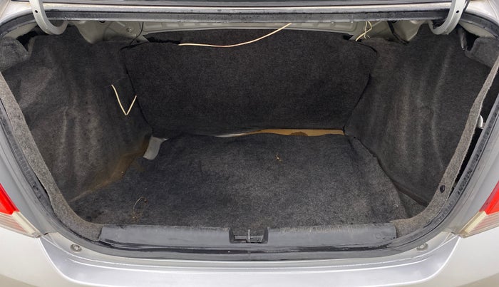 2014 Honda Amaze 1.2L I-VTEC EX, Petrol, Manual, 70,985 km, Boot Inside