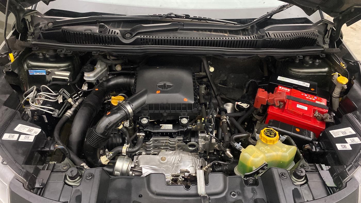 2022 Tata NEXON XM SUNROOF PETROL, Petrol, Manual, 54,677 km, Engine View