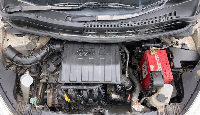 2016 Hyundai Grand i10 ASTA AT 1.2 KAPPA VTVT, Petrol, Automatic, 30,733 km, Engine Bonet View