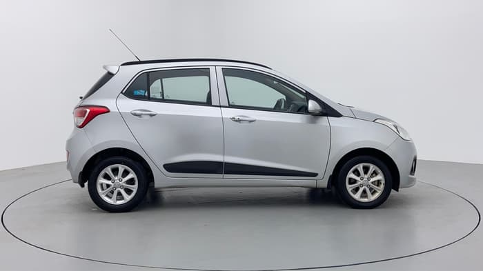2016 Hyundai Grand i10 ASTA AT 1.2 KAPPA VTVT, Petrol, Automatic, 30,733 km, Right Side View