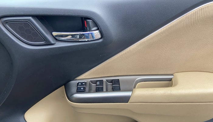2015 Honda City 1.5L I-VTEC V MT, Petrol, Manual, 46,415 km, Driver Side Door Panels Control