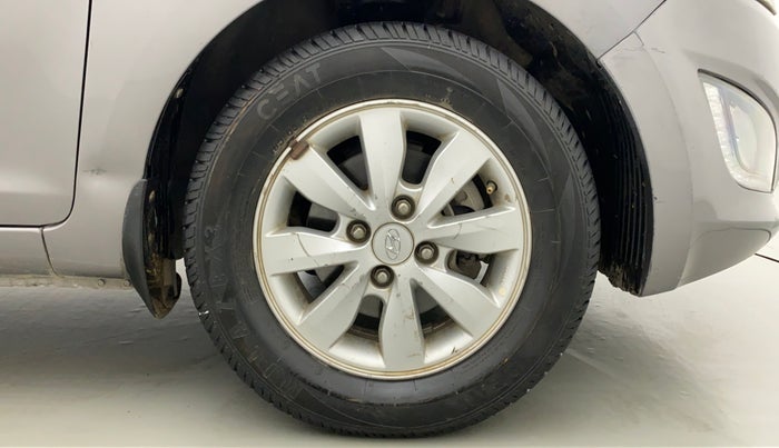 2013 Hyundai i20 SPORTZ 1.2, Petrol, Manual, 73,557 km, Right Front Wheel