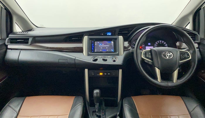 2017 Toyota Innova Crysta 2.8 GX AT 7 STR, Diesel, Automatic, 1,05,022 km, Dashboard View