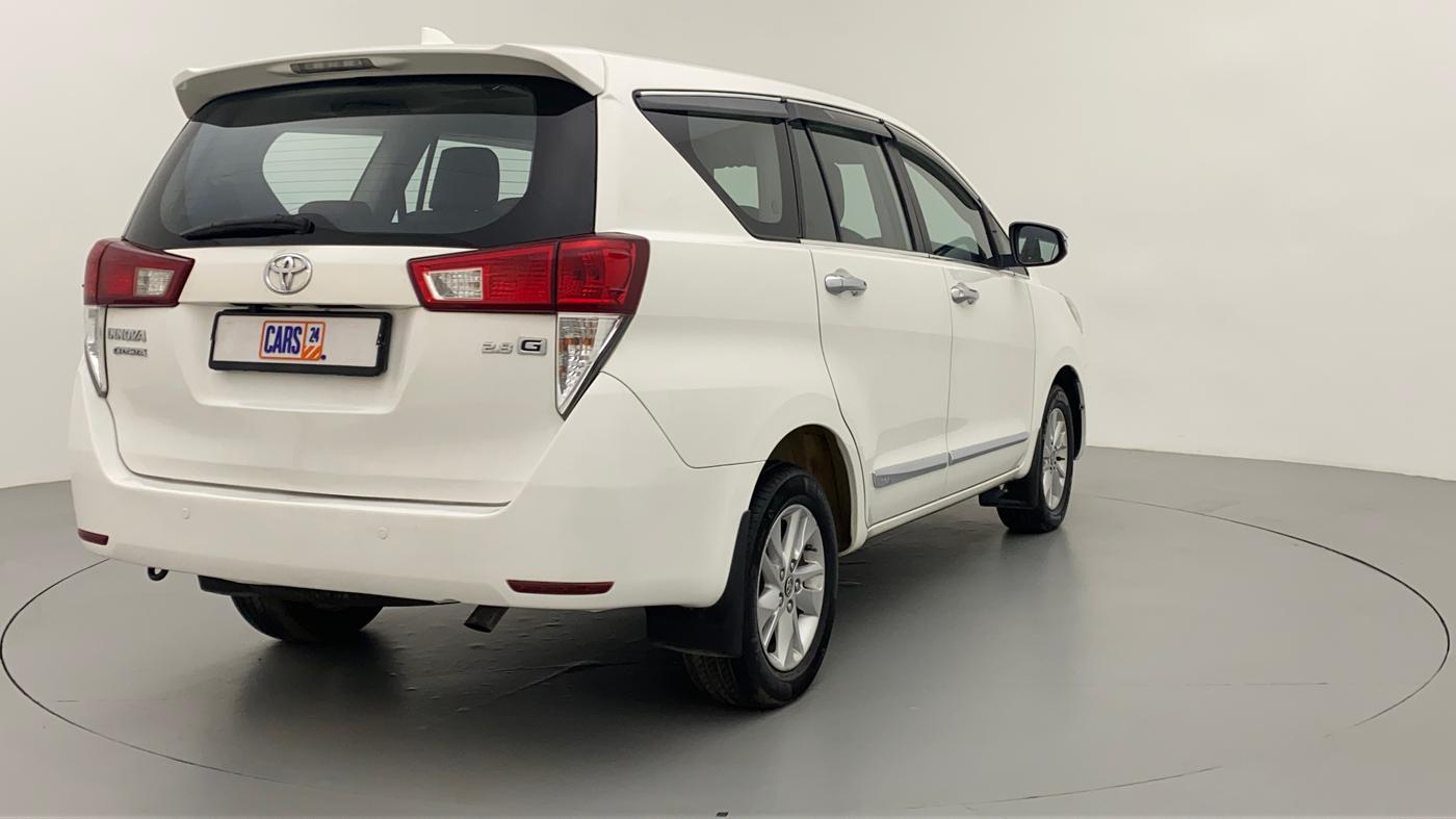 2017 Toyota Innova Crysta 2.8 GX AT 7 STR, Diesel, Automatic, 1,05,022 km, Right Back Diagonal (45- Degree) View