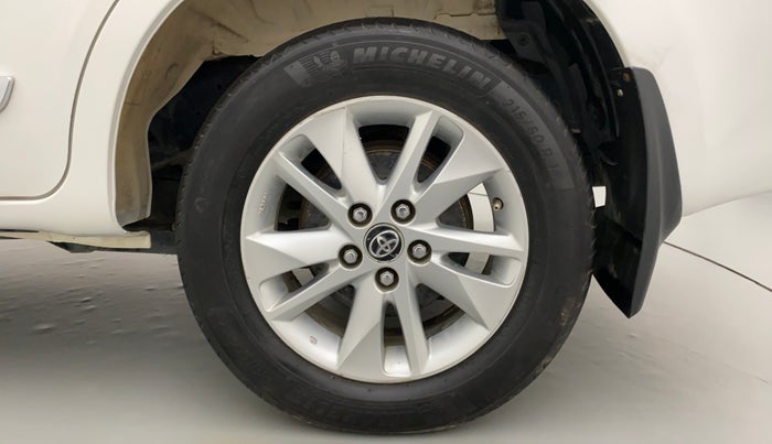 2017 Toyota Innova Crysta 2.8 GX AT 7 STR, Diesel, Automatic, 1,05,022 km, Left Rear Wheel
