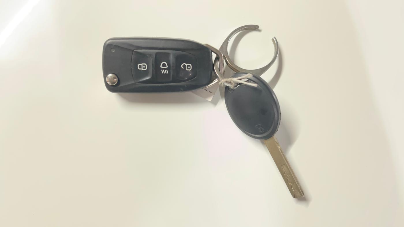 2023 Tata Tiago XZ PLUS CNG, CNG, Manual, 34,587 km, Key Close Up