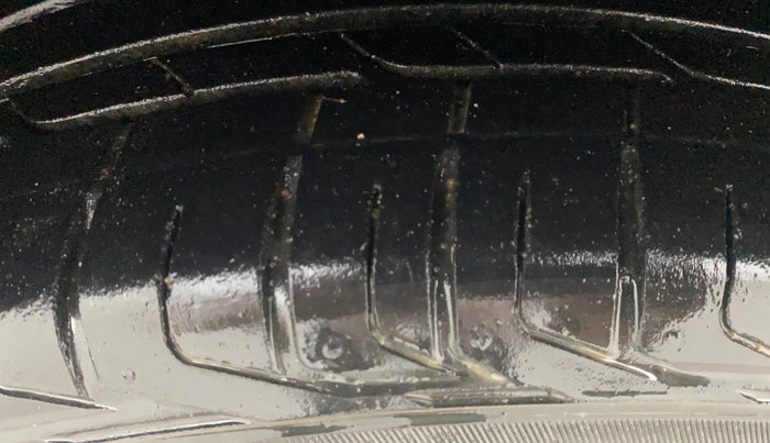 2021 Tata NEXON XZ PETROL, Petrol, Manual, 29,205 km, Left Front Tyre Tread